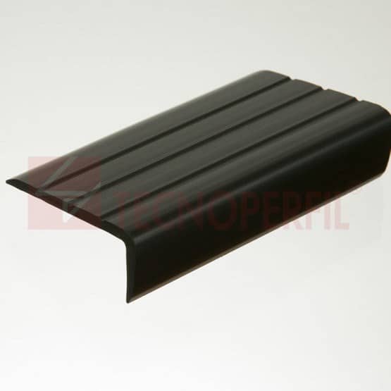 tec900_04-555x555