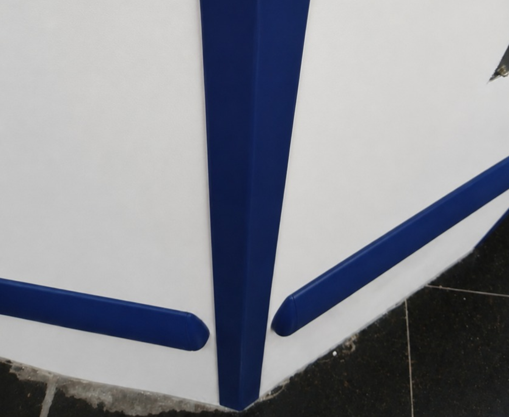 cantoneira-multiangular-tec-553-detalhe